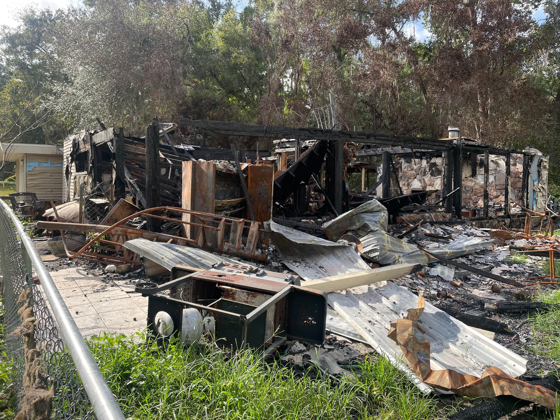 Gallery photos for Fire-Damaged Home Demo and Site Cleanup Done Right: Image #3