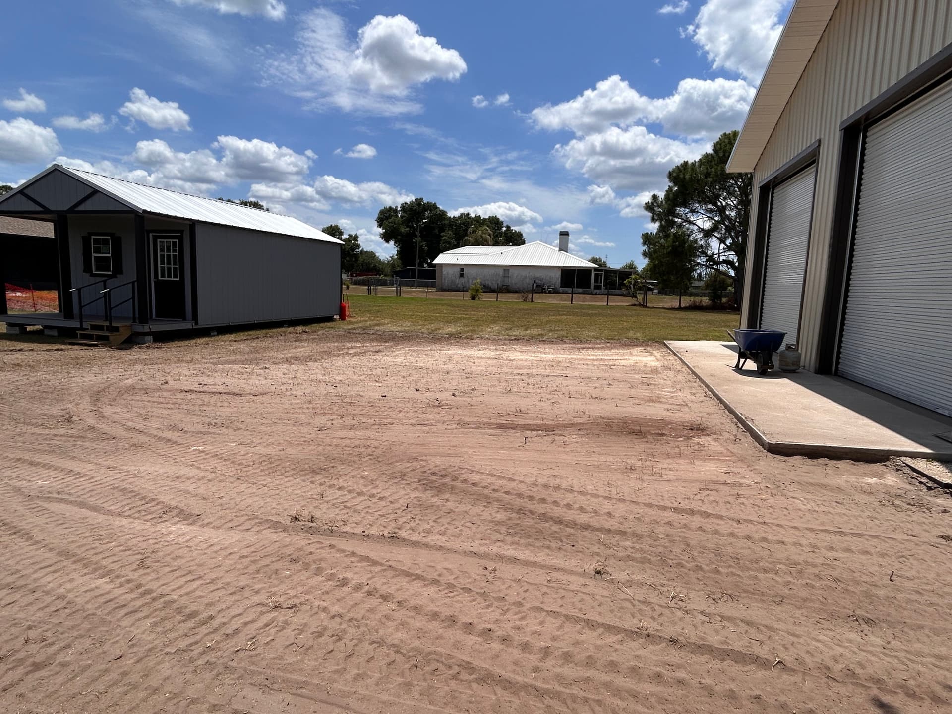 Gallery photos for Driveway and Shop Apron Graded and Finished with Asphalt Millings: Image #6