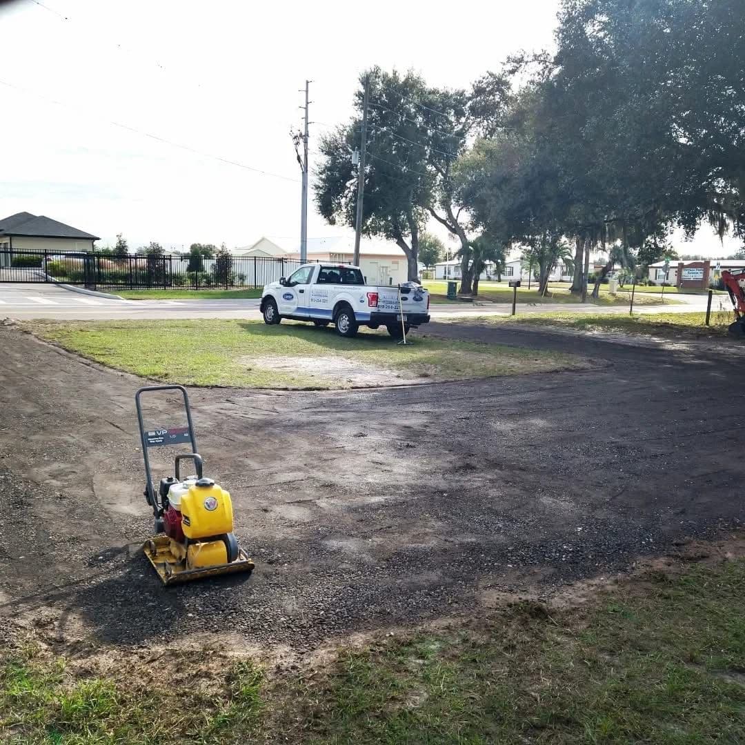 Gallery photos for Soft Parking Area Turned Into a Solid Gravel Roundabout Driveway: Image #2